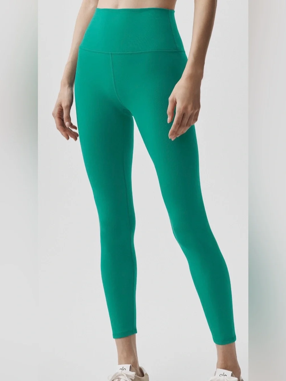 ALO Yoga Airbrush HW Air Brush 7/8 legging Size XS in Emerald Isle
